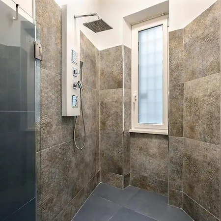 2bdr For 6 Guests - 100mt Subway B1 - 7 Fermate Dal Colosseo Daire