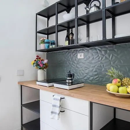 2bdr For 6 Guests - 100mt Subway B1 - 7 Fermate Dal Colosseo * Roma
