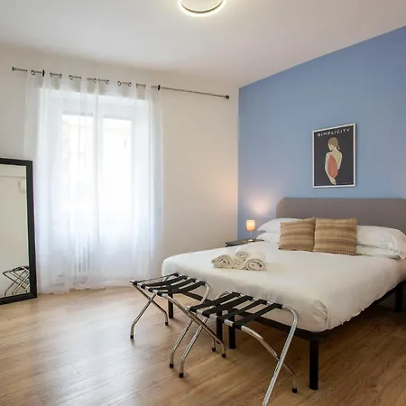 Daire 2bdr For 6 Guests - 100mt Subway B1 - 7 Fermate Dal Colosseo *