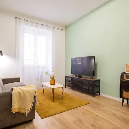 Monte Sacro For 6 Guests Metro B Apartment *